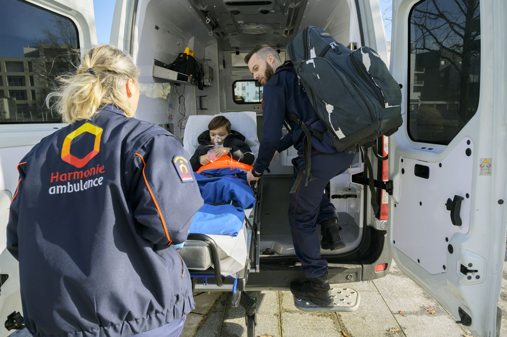 harmonie-ambulance-ambulancier-diplome-d-etat-min